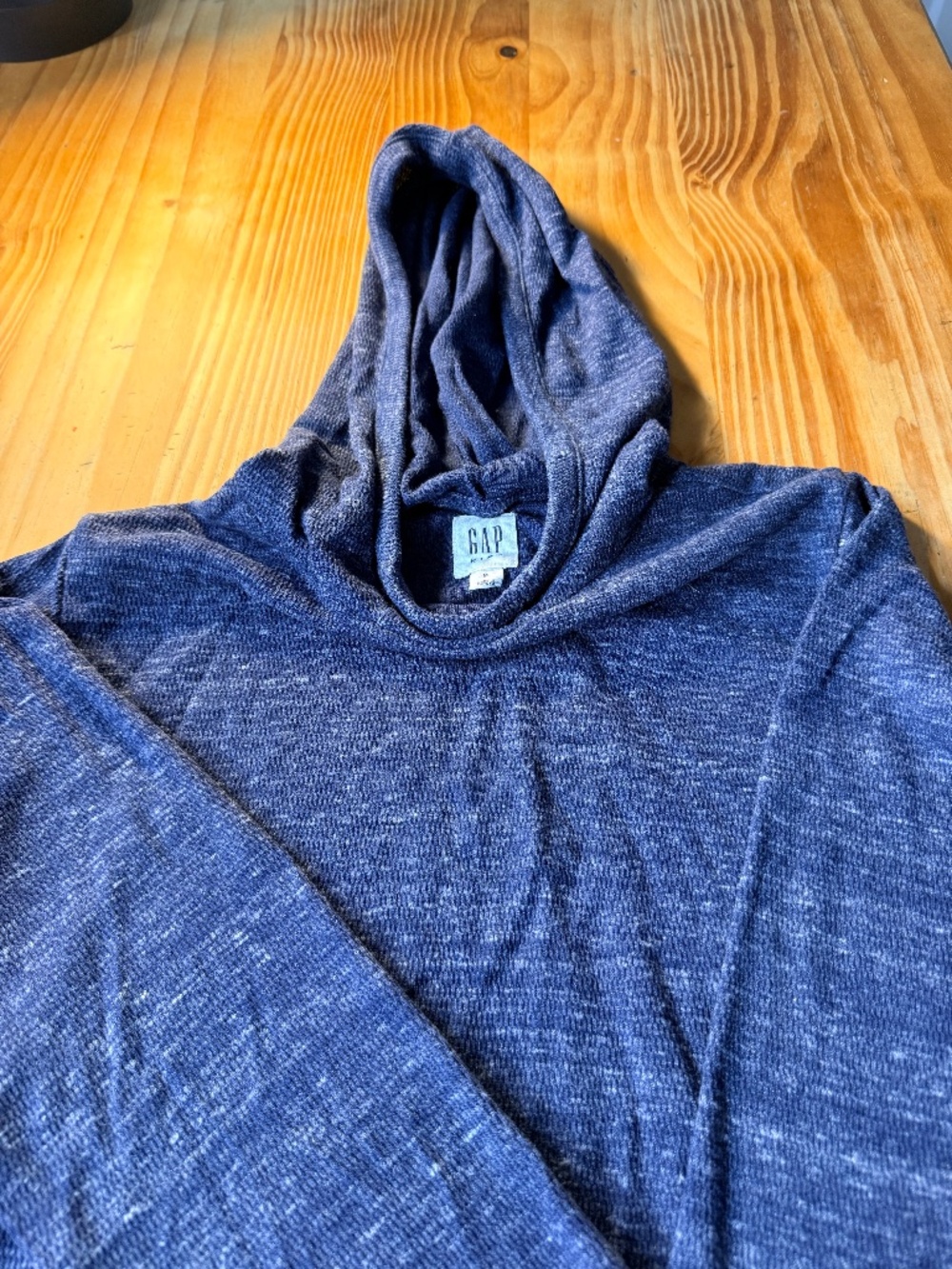 GAP Kids pullover lightweight hooded shirt